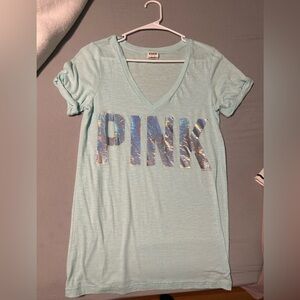 Women’s PINK top